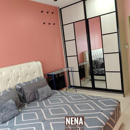 Nena Homestay Setia Alam, Air Conditioned, High Speed Internet Shah Alam Exterior photo