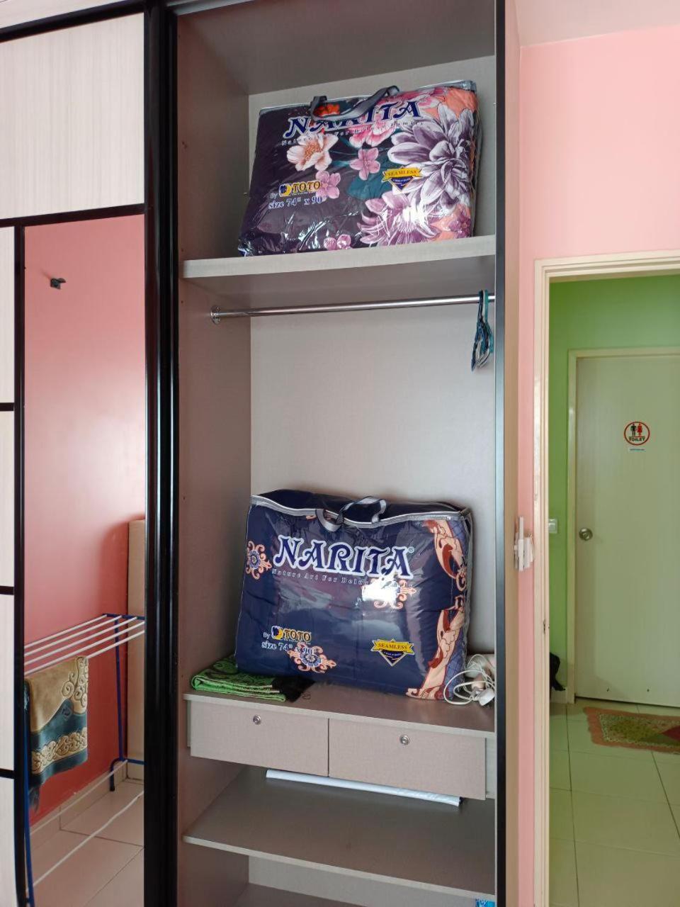 Nena Homestay Setia Alam, Air Conditioned, High Speed Internet Shah Alam Exterior photo